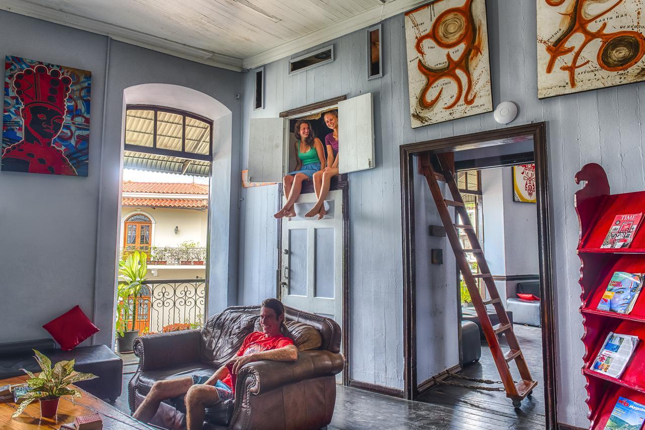 Luna'S Castle Hostel Panama City Ngoại thất bức ảnh