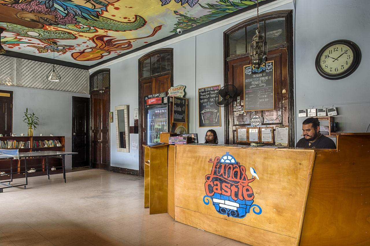 Luna'S Castle Hostel Panama City Ngoại thất bức ảnh